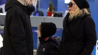 Αννίτα Πάνια - Νίκος Καρβέλας: Η σπάνια εμφάνιση με τον γιο τους μετά τον χωρισμό: Φωτογραφίες