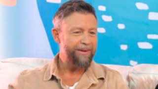 Ο Γιάννης Βαρδής αποκάλυψε για τον μπαμπά του: &quot;Ήμασταν δυο ξένοι&quot;