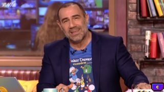 Αντώνης Κανάκης | Η αναφορά στη σύντροφό του: &quot;Αυτό το τραγούδι της το χαρίζω με όλη μου την αγάπη&quot;