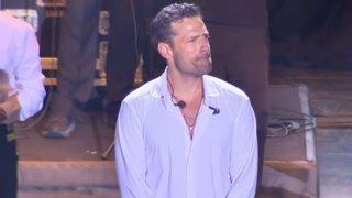 Δάκρυσε ο Κωνσταντίνος Αργυρός - Η συγκινητική στιγμή στη συναυλία στην Κωνσταντινούπολη