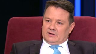 Απόστολος Λύτρας: Ο δικηγόρος της 34χρονης που δέχθηκε επίθεση με βιτριόλι στα «Μεσάνυχτα»