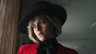 Kristen Stewart | Το εξωφρενικό ποσό που κόστισαν οι περούκες που φορούσε για τον ρόλο της πριγκίπισσας Diana