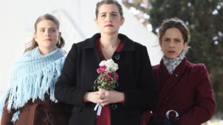 Αυτές τις τηλεοπτικές σειρές θα βλέπουμε: Ποιοι συνεχίζουν την επόμενη χρονιά