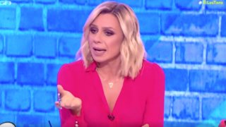 Η ατάκα όλο νόημα της Κατερίνας Καραβάτου: &quot;Πρέπει να έχεις τις κεραίες ανοιχτές, δεν συνεχίζεις και το μαθαίνεις κι αργά&quot;