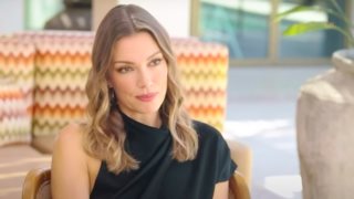 Βίκυ Καγιά: "Να έχεις όλο αυτόν τον ανταγωνισμό, την απόρριψη και να έχεις και το μίσος του κόσμου. Είναι λίγο βαρύ"