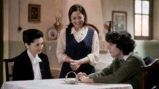 Άγριες Μέλισσες | Η Ελένη Καρακάση αποκαλύπτει τι θα γίνει στην τρίτη σεζόν