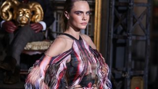 Cara Delevingne: Έκανε το πιο εντυπωσιακό μακιγιάζ της νέας σεζόν
