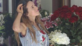 Καλομοίρα: Νέες φωτογραφίες από τις διακοπές της στη Μύκονο