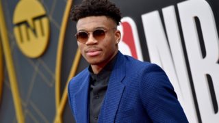 Γιάννης Αντετοκούνμπο: Έγινε μπαμπάς! Η πρώτη φωτογραφία του μωρού