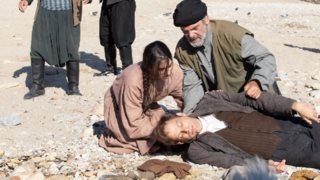 Το Κόκκινο Ποτάμι - Η συνέχεια |  Ο Νικολαΐδης σώζει τον Δημοσθένη από βέβαιο πνιγμό