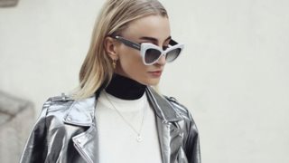 Shine Bright: 15 ιδέες από τις ιέρειες του street style για απόλυτα λαμπερά looks