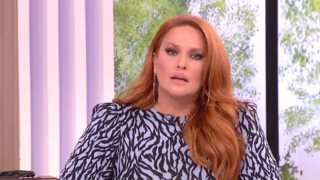 Η Σίσσυ Χρηστίδου ξεκαθαρίζει για τη συνέντευξη του Σάκη Ρουβά: "Μου έκανε τρομερή εντύπωση που κανείς δεν τον ρωτάει - Δεν μου τέθηκε κανένας περιορισμός σε αυτά που ήθελα να ρωτήσω"