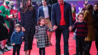 Τα παιδιά της Kate Middleton και του πρίγκιπα William έκαναν την πρώτη τους red carpet εμφάνιση