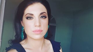 Μελίνα Μακρή: Κάηκε το σπίτι της στην Κινέτα! Tο δημόσιο μήνυμα για τις φονικές πυρκαγιές