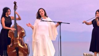 Κυκλοφόρησε η &quot;Προσευχή&quot; της Χάρις Αλεξίου, όπως ακούστηκε στην σειρά &quot;Μaestro&quot;