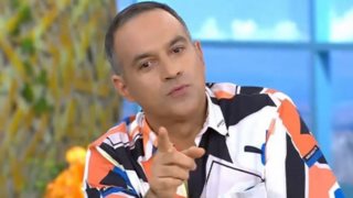 Κρατερός Κατσούλης: Ο επικός αποχαιρετισμός στην τελευταία εκπομπή των «ΚουΚου»