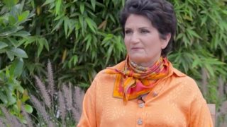 Άλκηστις Πρωτοψάλτη: &quot;Αν διάλεγα μια στιγμή από τα 50 χρόνια καριέρας μου θα ήταν...&quot;