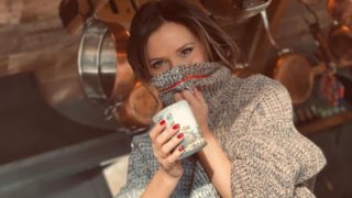 Victoria Beckham: Work from home με έμπνευση από τη σχεδιάστρια