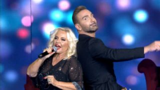 J2US | Η Μπέσσυ Αρυράκη ήρθε &amp; η Εβελίνα Νικόλιζα επέστρεψε!