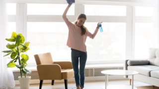 Μικρά μυστικά για το σπίτι: Κάθε πότε πρέπει να αλλάζεις σεντόνια, πετσέτες, να πλένεις το νεροχύτη ή τις κουρτίνες σου;