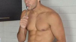 Λένος Γιάννου: Ποιος είναι ο νέος παρουσιαστής του Epsilon;