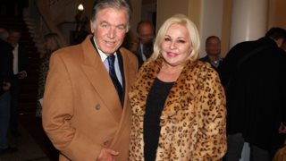 Μπέσσυ Αργυράκη: "Ήταν ένας κούκλος γυναικολόγος - Ότι πήγαιναν εκεί όλες και ο άντρας μου έβλεπε τον εσωτερικό τους κόσμο, με τρέλαινε"