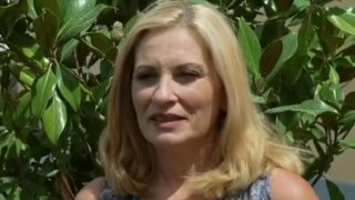 Άγριες Μέλισσες | Η Θεοφανία Παπαθωμά για τον ρόλο της: &quot;Η Βιολέτα κάνει μια νέα αρχή και επιστρέφει στο καφενείο&quot;