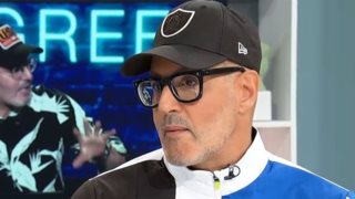 Τάσος Σοφρωνίου: &quot;Κάποιες φορές δε σέβομαι αυτούς που μου κάνουν κριτική. Μέχρι στιγμής κακή κριτική από ανθρώπους με υπόβαθρο δεν είχα&quot;