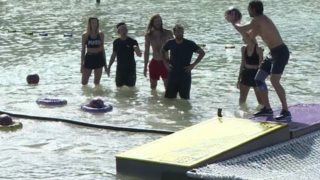 Nomads
: Αποκλειστικό video: Η «μάχη» Σπαλιάρα- Βασιλόπουλου, τα ουρλιαχτά της Αλεξανδράκη &amp; ο ειρωνικός πανηγυρισμός