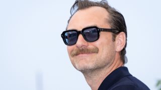 Hollywood Report | O Leonardo DiCaprio στην Κρουαζέτ &amp; o Jude Law με νέα εμφάνιση