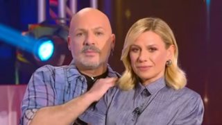 Νίκος Μουτσινάς σε Κατερίνα Καραβάτου: "Γνωρίζω τον οχετό που έχεις δίπλα σου στην εκπομπή. Πες στην Ηλιάκη ότι δεν θα την πάρω τηλέφωνο. Μην περιμένει άδικα την κλήση μου"