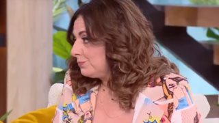 Σοφία Μουτίδου: "Μη το συζητάς! - Μουδιάζω από την άκρη της γλώσσας μέχρι το δάχτυλο του ποδιού"