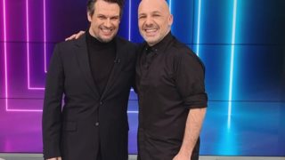 Νίκος Μουτσινάς: Δεν φαντάζεστε τι προκάλεσε τον Πάνο Κιάμο να κάνει! Πώς αντέδρασε;