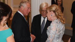 Μαριάννα Βαρδινογιάννη - Βασιλιάς Κάρολος | Η φιλική τους σχέση και οι συναντήσεις τους σε Κρήτη και Μπάκιγχαμ