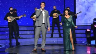 J2US | Η Ζωζώ Σαπουντζάκη τραγούδησε Άννα Βίσση &amp; εκείνη της έστειλε μηνύμα