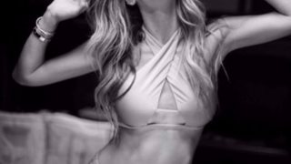 Αθηνά Οικονομάκου: Τίτλοι τέλους στις διακοπές της πάντα στο αγαπημένο της νησί!