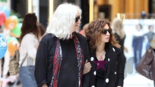 Νίκος Καρβέλας: Νέα κοινή εμφάνιση με τη νέα του αγαπημένη! Που τους εντοπίσαμε;