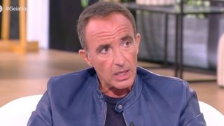 Ο Νίκος Αλιάγας συγκλονίζει, μιλώντας πρώτη φορά για το πρόβλημα υγείας του: "Είπαν στη μητέρα μου ότι είχα πολύ λίγες μέρες ζωής"