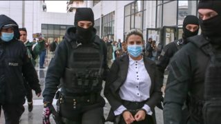 Η Έφη για την επίθεση στην Ιωάννα: Ήθελα να την εκδικηθώ - Η ιδέα για το βιτριόλι μου ήρθε από ένα ντοκιμαντέρ