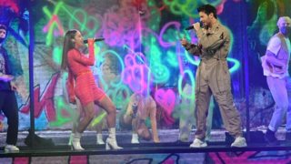 J2US | Ο Κοκλώνης έκανε τον Κακουριώτη να βγάλει τη φόρμα του on air