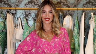 Η Αθηνά Οικονομάκου σε νέο #familygoals στιγμιότυπο μαζι με τον αδερφό της