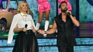 Ραχήλ Μακρή: Μένει ή φεύγει από το J2US; | Όλο το ρεπορτάζ