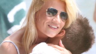 Φαίη Σκορδά: Η αναφορά στο πρόβλημα υγείας του γιου της