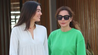 Δέσποινα Βανδή &amp; Μελίνα Νικολαΐδη σε χαλαρές στιγμές