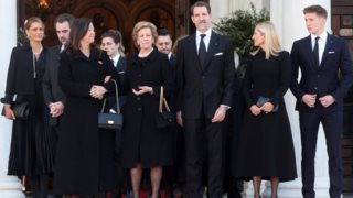 Marie Chantal, Μαρία Ολυμπία, Τατιάνα Μπλάτνικ, Nina Flohr | Τα looks τους στο μνημόσυνο του τέως βασιλιά Κωνσταντίνου