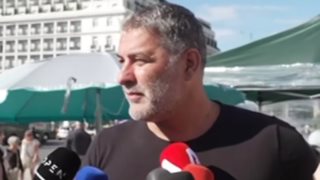 Η πρώτη εμφάνιση του Βασίλη Μπισμπίκη μετά το τροχαίο ατύχημα - "Ηταν το λιγότερο που μπορούσα να κάνω"