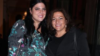 Δανάη Μπάρκα: Καλωσορίζει τη μαμά της στη «Μαρία Πενταγιώτισσα» &amp; γράφει για την πρώτη τους συνεργασία στο θέατρο!