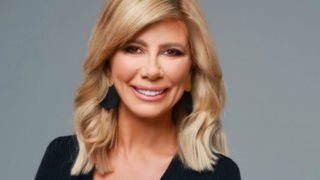 Ζήνα Κουτσελίνη: Μόλις κουρεύτηκε! Δείτε το νέο της look
