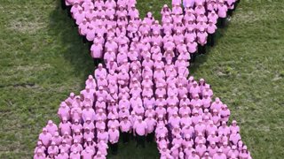 Παναθηναϊκό Στάδιο: Φωταγωγείται σε ροζ χρώμα και θα είμαστε όλοι εκεί!