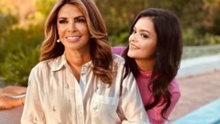 Δυο οπτασίες στα λευκά | Μιμή &amp; Μαριτίνα Ντενίση ποζάρουν αγκαλιά